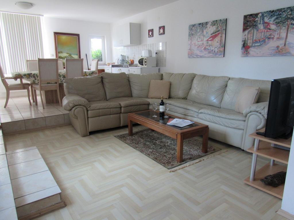 Apartments Villa Palme Abbazia Esterno foto