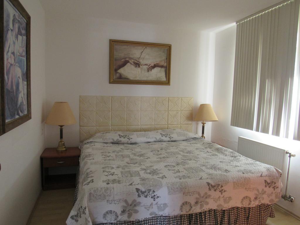 Apartments Villa Palme Abbazia Esterno foto