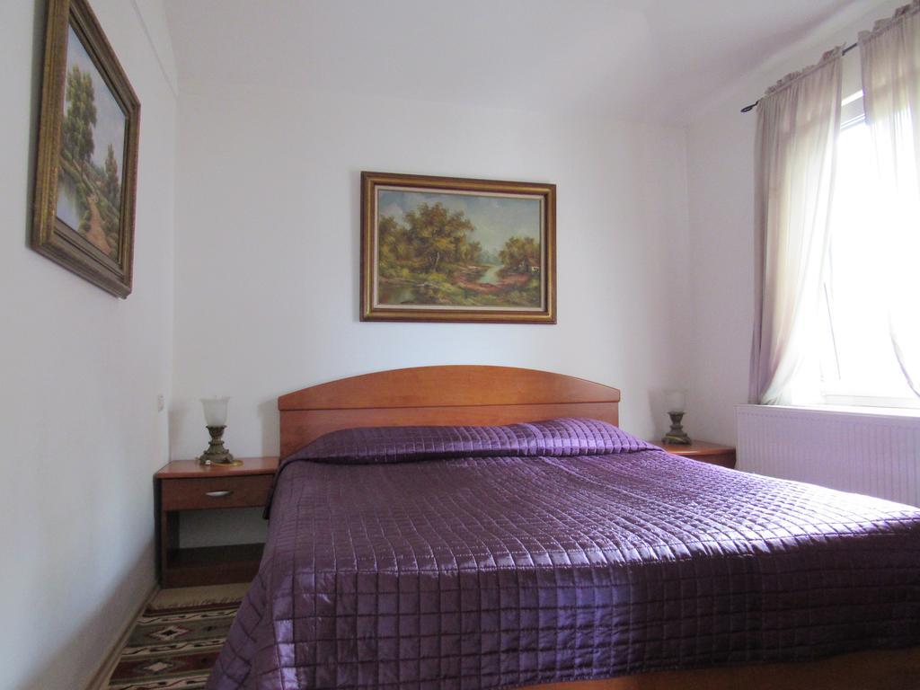 Apartments Villa Palme Abbazia Esterno foto
