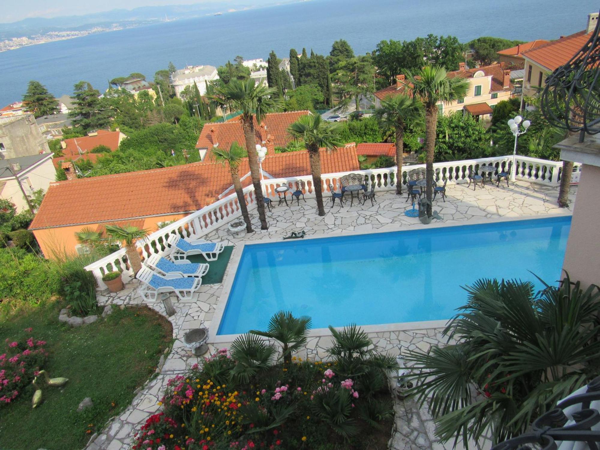 Apartments Villa Palme Abbazia Esterno foto